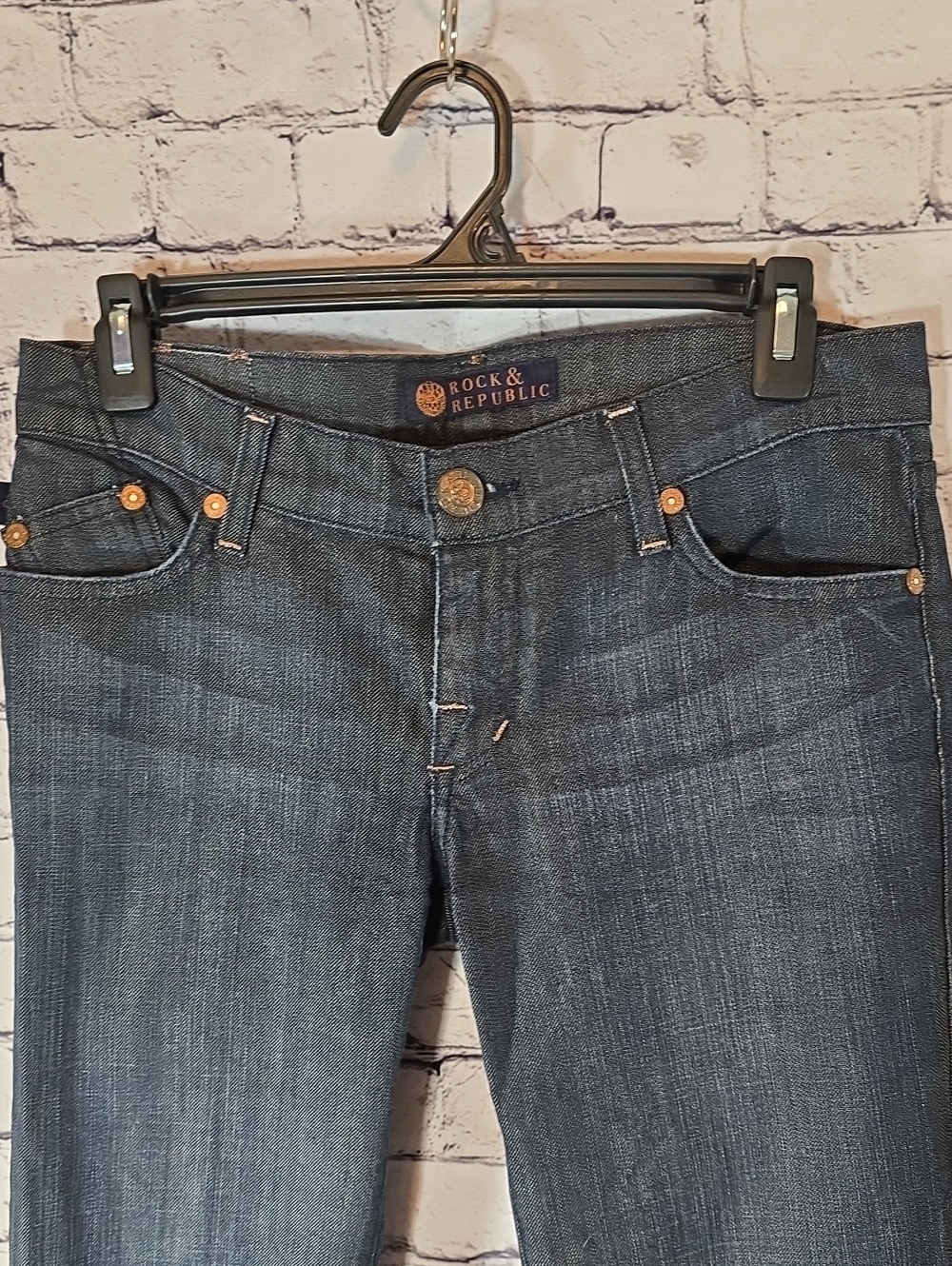 Rock & Republic Dark Wash Women’s Jeans with Embellished Back Pockets Size 27 - Picture 4 of 12